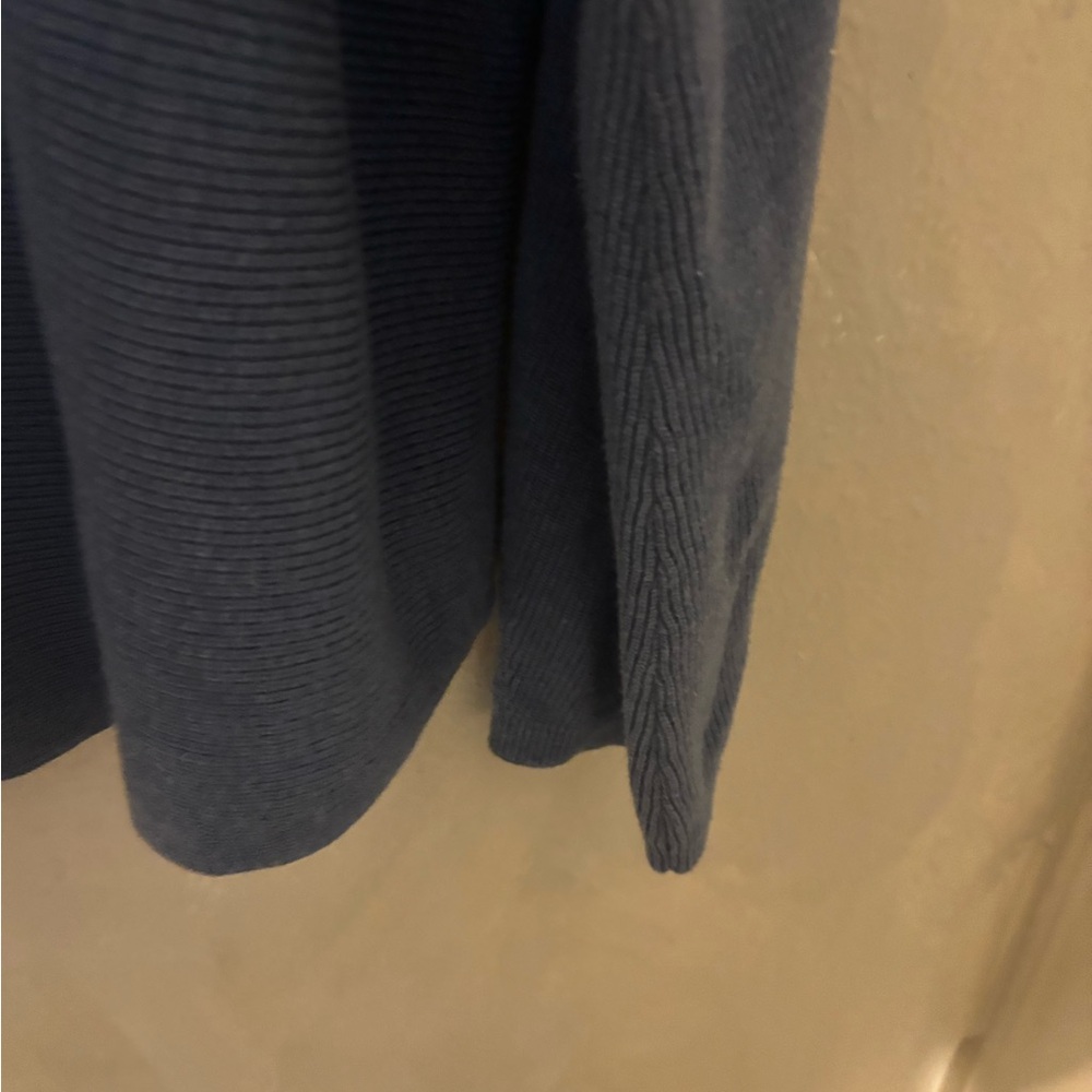 Women's‎ Blue Sweater - Picture 3 of 6